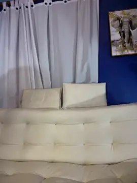 NovaFoxx: онлайн-секс-чат