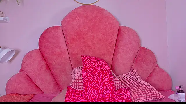 XXX chat uživo modela SeleneGibson__