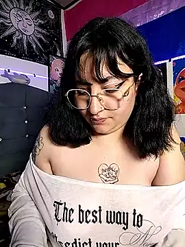 แชท XXX สดของ Lilith_Oni66