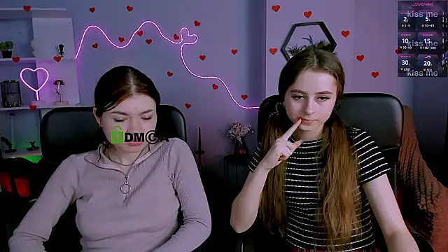 แชท XXX สดของ rebecca_smile