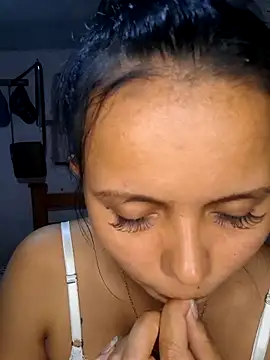 Chatroom XXX en direct de Daniela_Cruz_