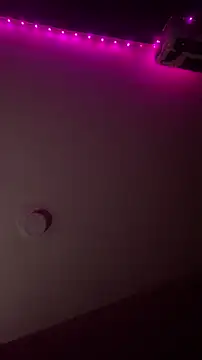 Webkamerová show NikitaDragunXXX