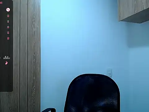 Danna_Ross_ live XXX chat