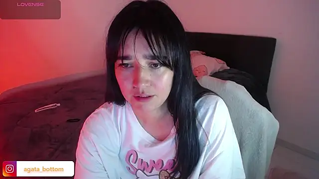 NewAgatha_Bolton Chat XXX live