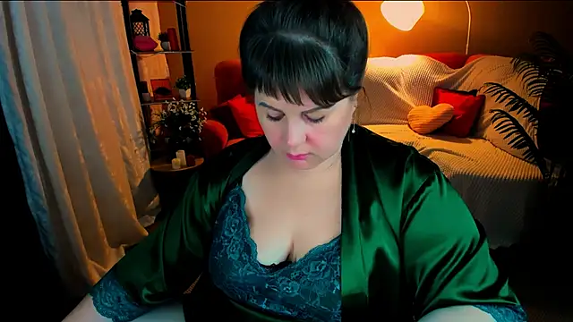 CrystaalStaar Chat XXX live