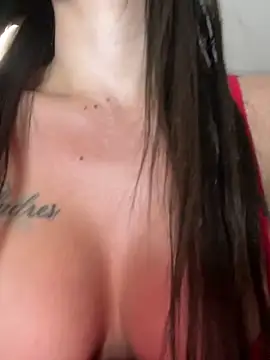 Chat XXX ao vivo de Emmily_19