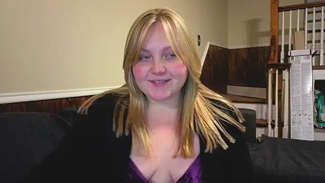 PhatAssBlond Chat XXX live