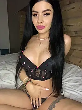 Chat +18 de Ameliablack_1 ao vivo