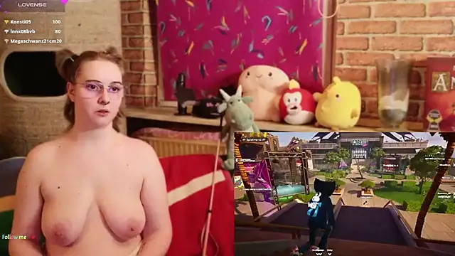 GamerGirl_Eve Live XXX Chat