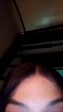 Chat XXX en directo de saray_reesee