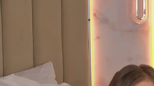 AgathaLevine Chat XXX in diretta