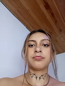 agathamoont – Kamerová šou