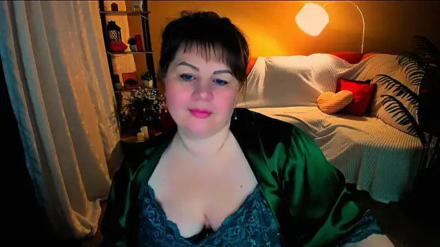 CrystaalStaar 即時 XXX 聊天