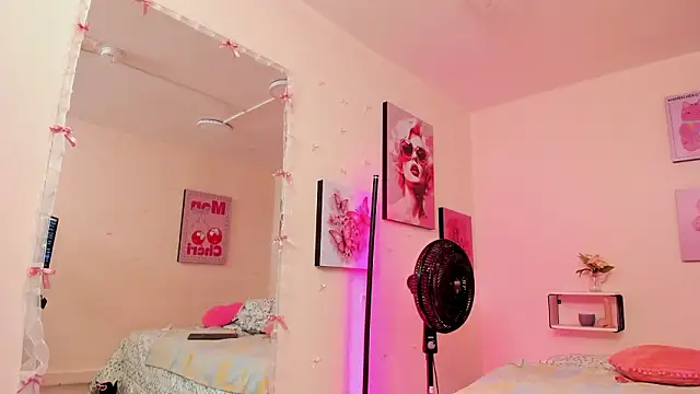 Chat +18 de AnnyCotton ao vivo