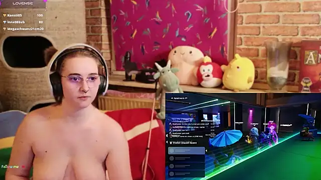 GamerGirl_Eve Adlı Modelin Canlı XXX Sohbeti