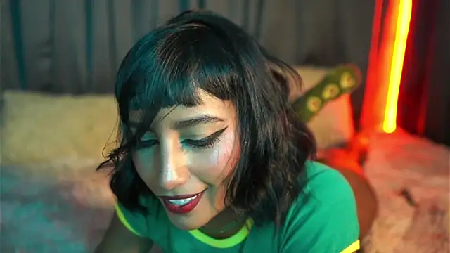 Chat +18 de JulietaWinona ao vivo