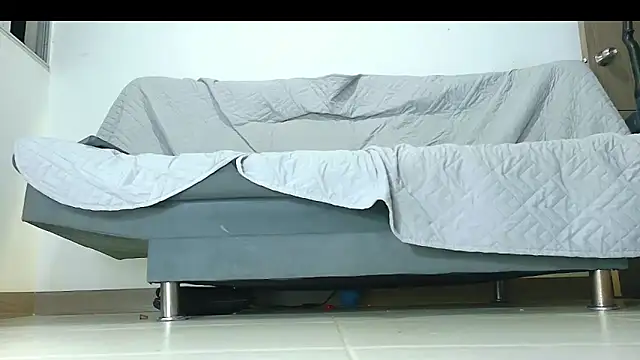 Party_Straight Adlı Modelin Canlı XXX Sohbeti