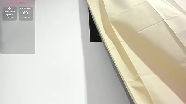 Kylie2211 élő XXX-chatje