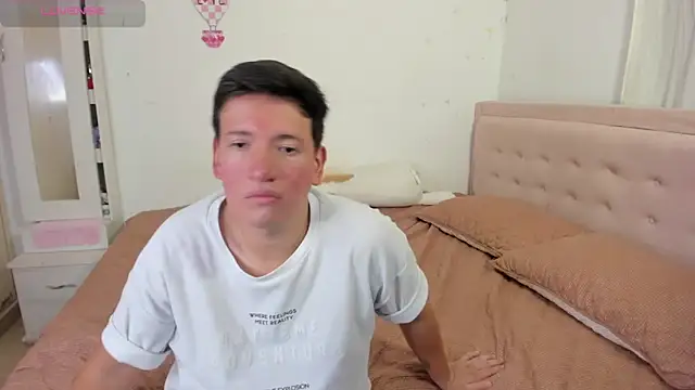 Chat +18 de ZoeandEthan ao vivo