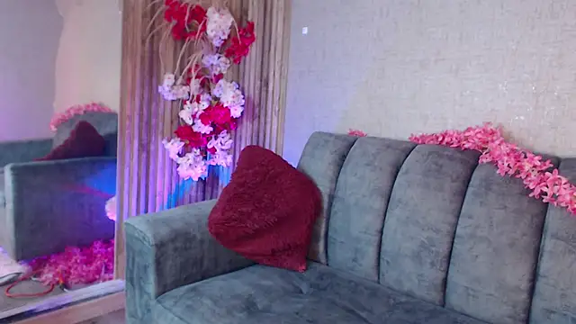 Siena_fox Chat XXX in diretta