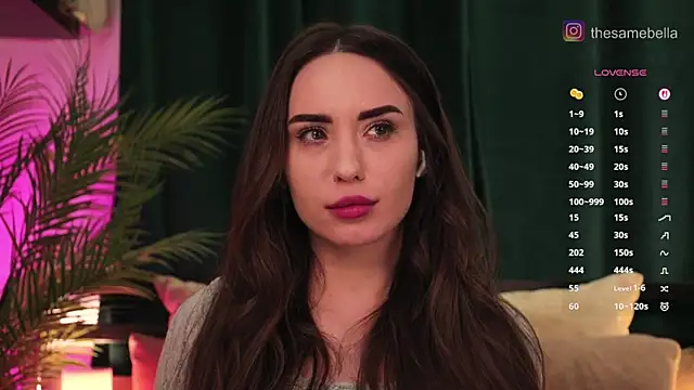 CuteAnna- Live XXX-Chat