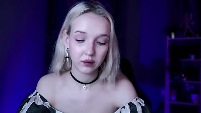 MaoqiBeverly Chat XXX in diretta