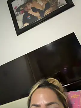 XXX chat uživo modela Angelicalove07