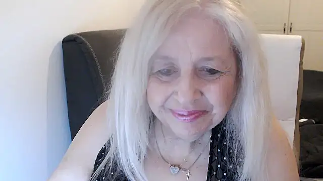 SusiLifeXXX: онлайн-секс-чат