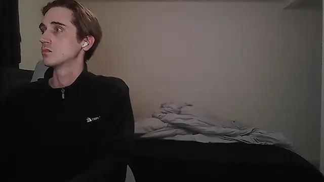 Show modela maxrydez na web-kameri