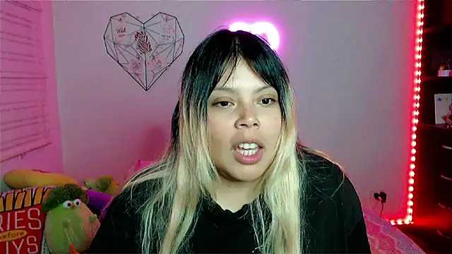 EllieMoonX 即時 XXX 聊天