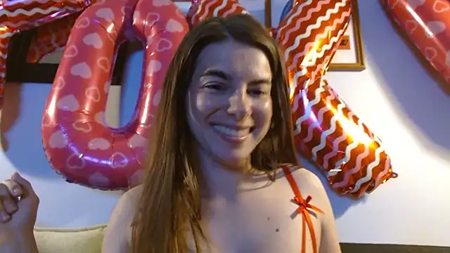 tinyheat3: διαδικτυακό σόου στην κάμερα