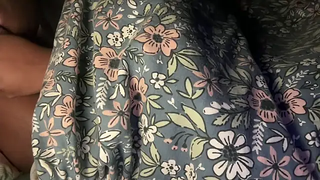 nanaisbackk Live XXX-Chat