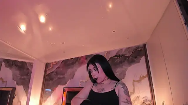 SusanVilla live XXX chat