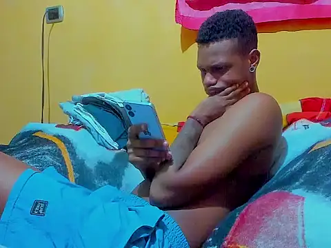 aunstin_farid1 Chat XXX live