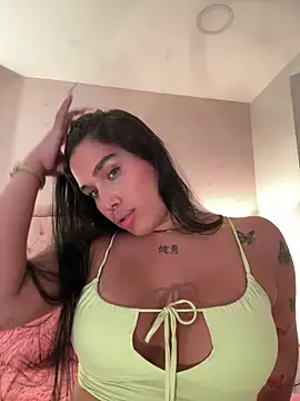 Bella__Wood 现场XXX聊天