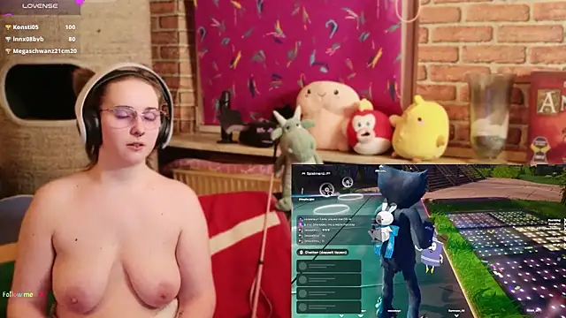 GamerGirl_Eve Adlı Modelin Canlı XXX Sohbeti