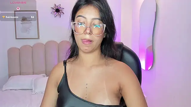 raven_stoneeのライブXXXチャット