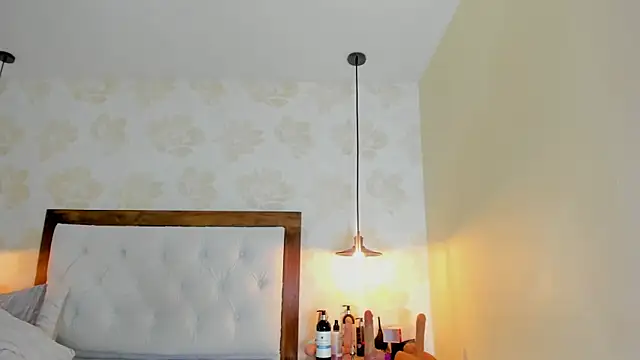 XXX chat uživo modela IRISCLARK1