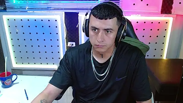 Chatroom XXX en direct de Godofcumxxx