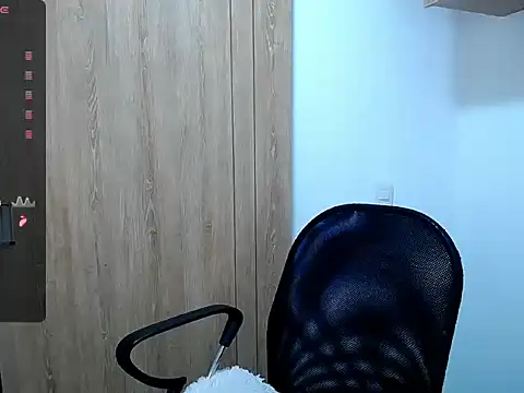 Danna_Ross_: онлайн-секс-чат