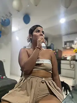 دردشة Kaily_Sweet16 الجنسية المباشرة