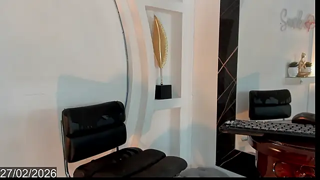 دردشة Vicky_Hottman الجن سية المباشرة