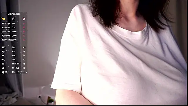 دردشة EffieHenri الجنسية المباشرة