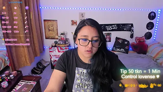 Chat +18 de Cherry_blush_ ao vivo