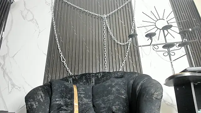 Онлайн чат XXX Tatis__