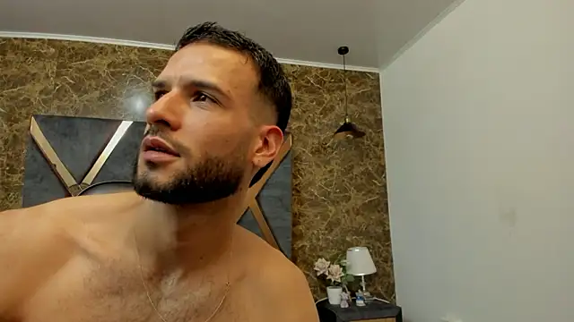 XXX chat uživo modela Jacob_Benelli