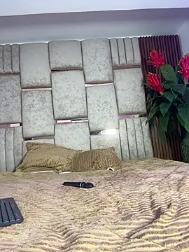 Zoe_dim's Live XXX Chat