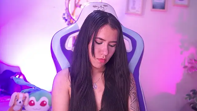 دردشة chloe_moons_ الجنسية المباشرة