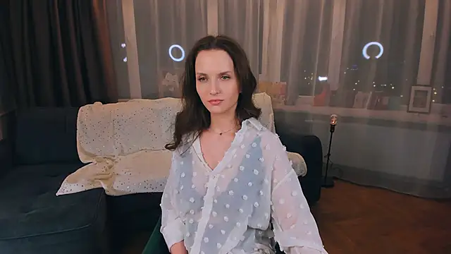 Ariadna_Shy Adlı Modelin Canlı XXX Sohbeti