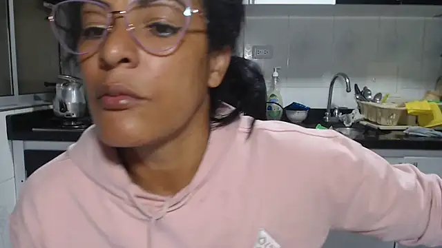 عرض كام kateleyagrey